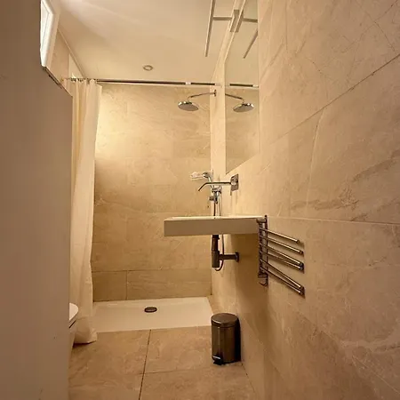Duplex Independant 5 Couchages Centre شقة *